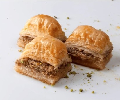 2 Kg Taze ve Çıtır Cevizli Baklava Tepsisi